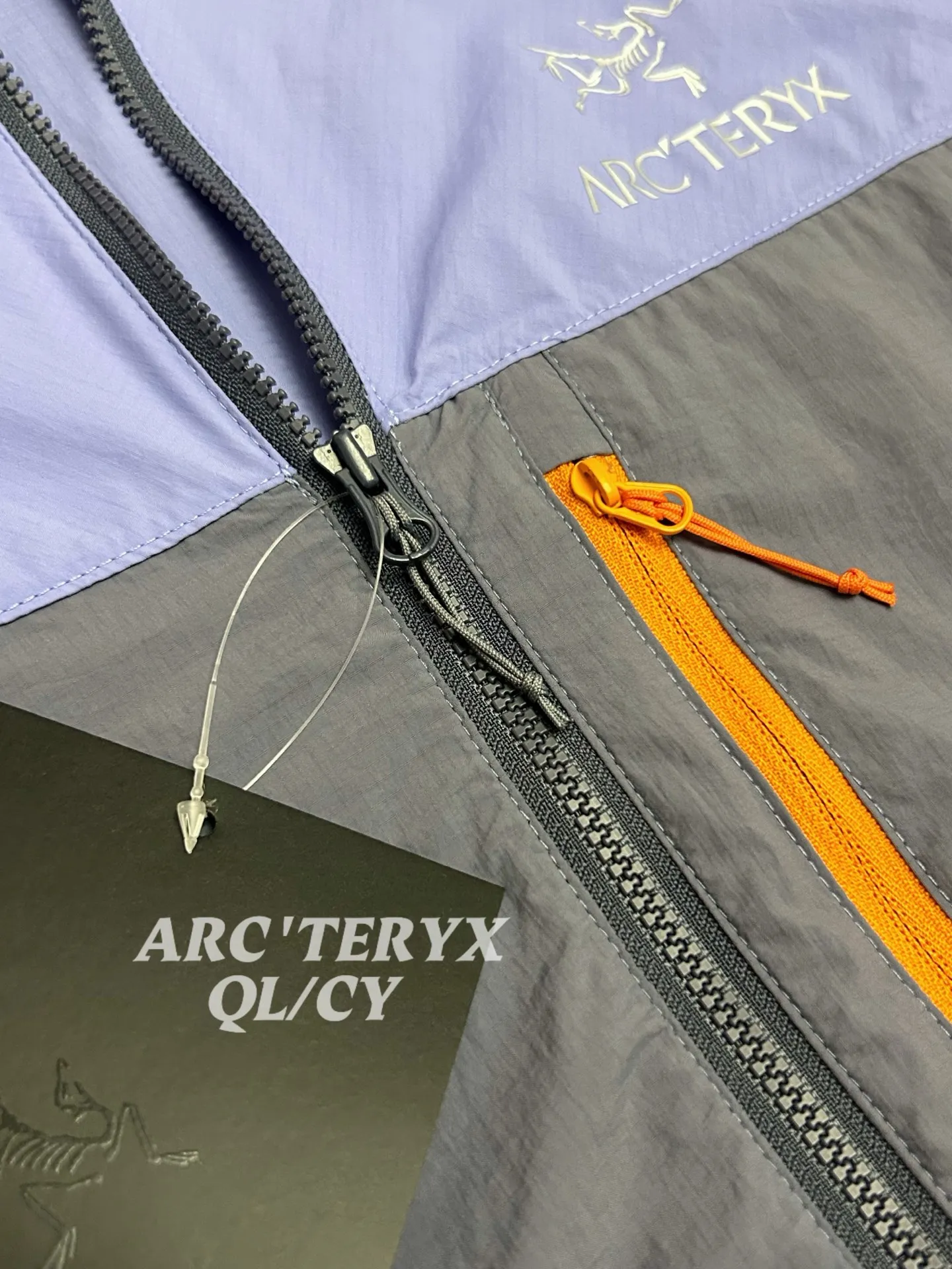 🦋 185 ARCTERYX SQUAMISH Same Style HOODY Breathable 26 Series Breathable ！ Same Style ！ New Arrival， ！Premium Quality ！ ， ， ， 99% Breathable 、 ， ！ 、 。 Windwall 、 、 、 、 … 、 、 、 … 、 ， 、 … 、 ！ 、 … ！ ： Black Navy Blue Size S 66 112 46.4 60 90-110 M 68 116 47.6 61.5 110-130 L 70 120 48.8 63 130-145 XL 72 124 50 64.5 145-160 XXL 74 128 52.4 67.5 170-190 XXXL 78 132 55 70 190
